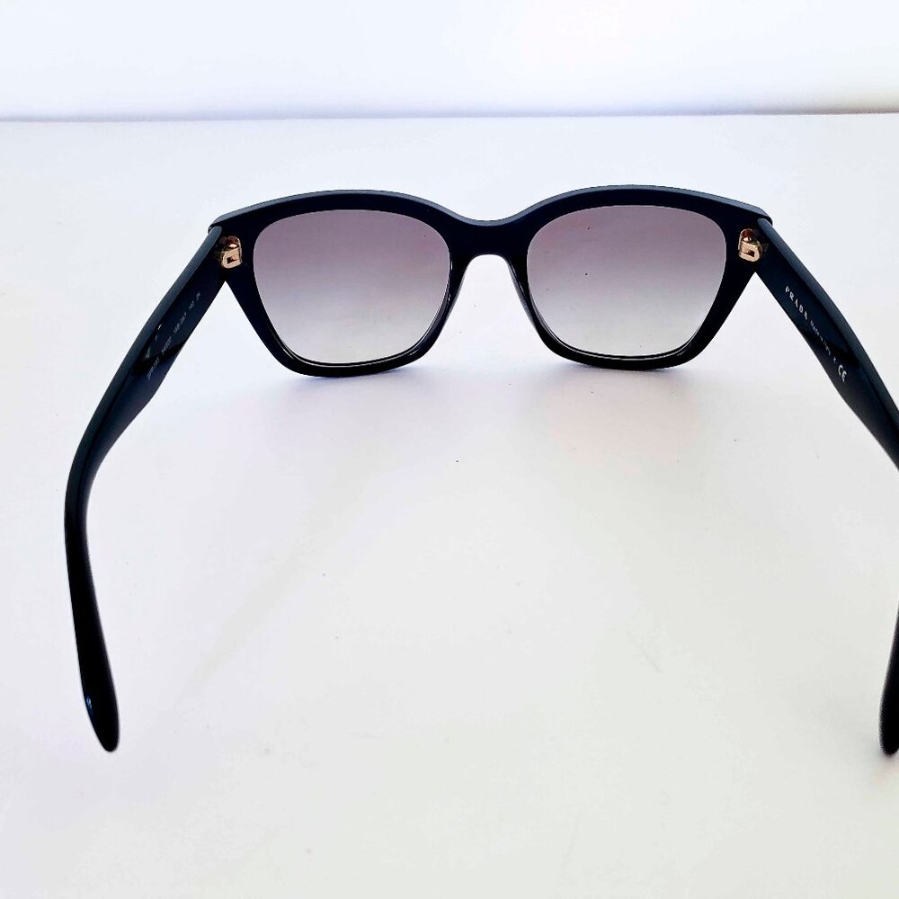 Vintage Prada Womens SPR09S Sunglasses with 2 Cases - Picture 3 of 6